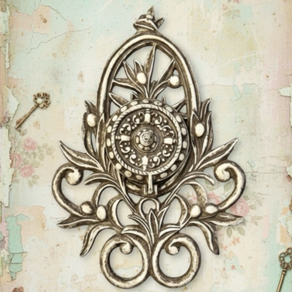 Hen Feathers Vintage Shabby Chic Wall Plant Candle Holder